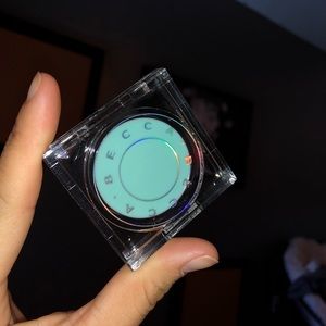 BECCA UNDER EYE PRIMER💙